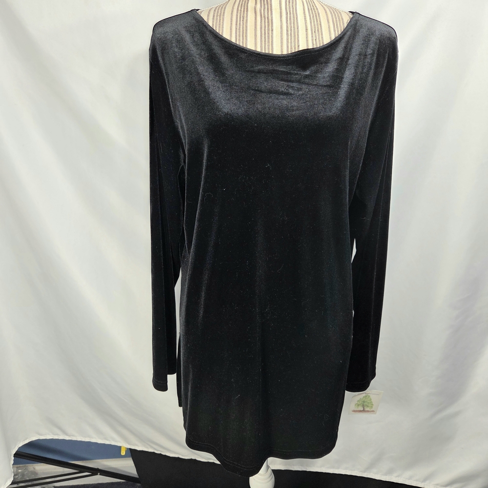Willow Blossom NWT Black Velour Long Sleeve Tunic Top Size XLarge